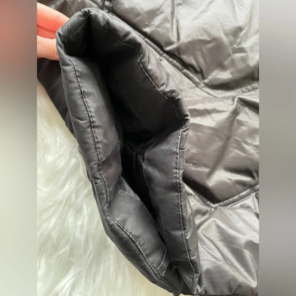 Gap | Women’s Black Medium Lightweight Soft Winter Jacket with Zipper & Buttons